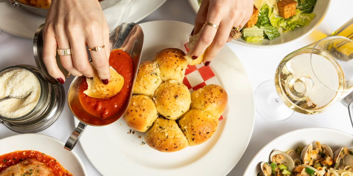 aeria appetizer garlic knots